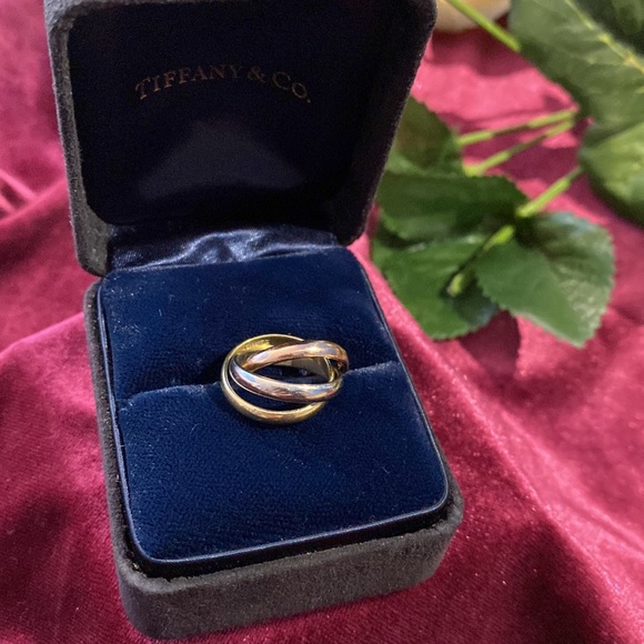 Cartier  18k trinity 3 tone gold , small ring - Picture 3 of 12